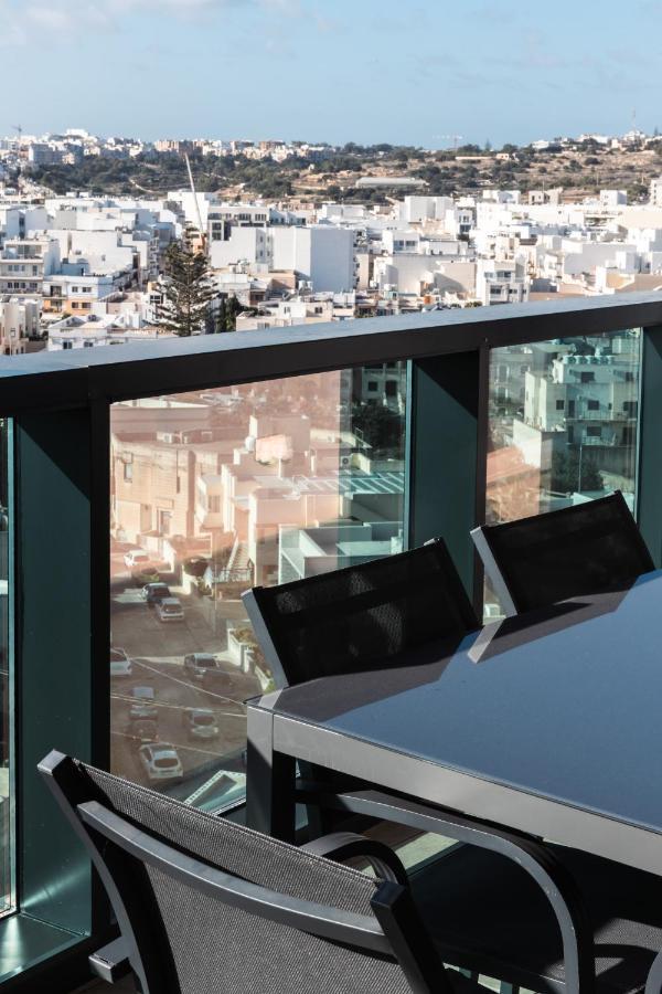 Modern Apartment In The Center Of St Julians By Arcobnb San Ġiljan Kültér fotó