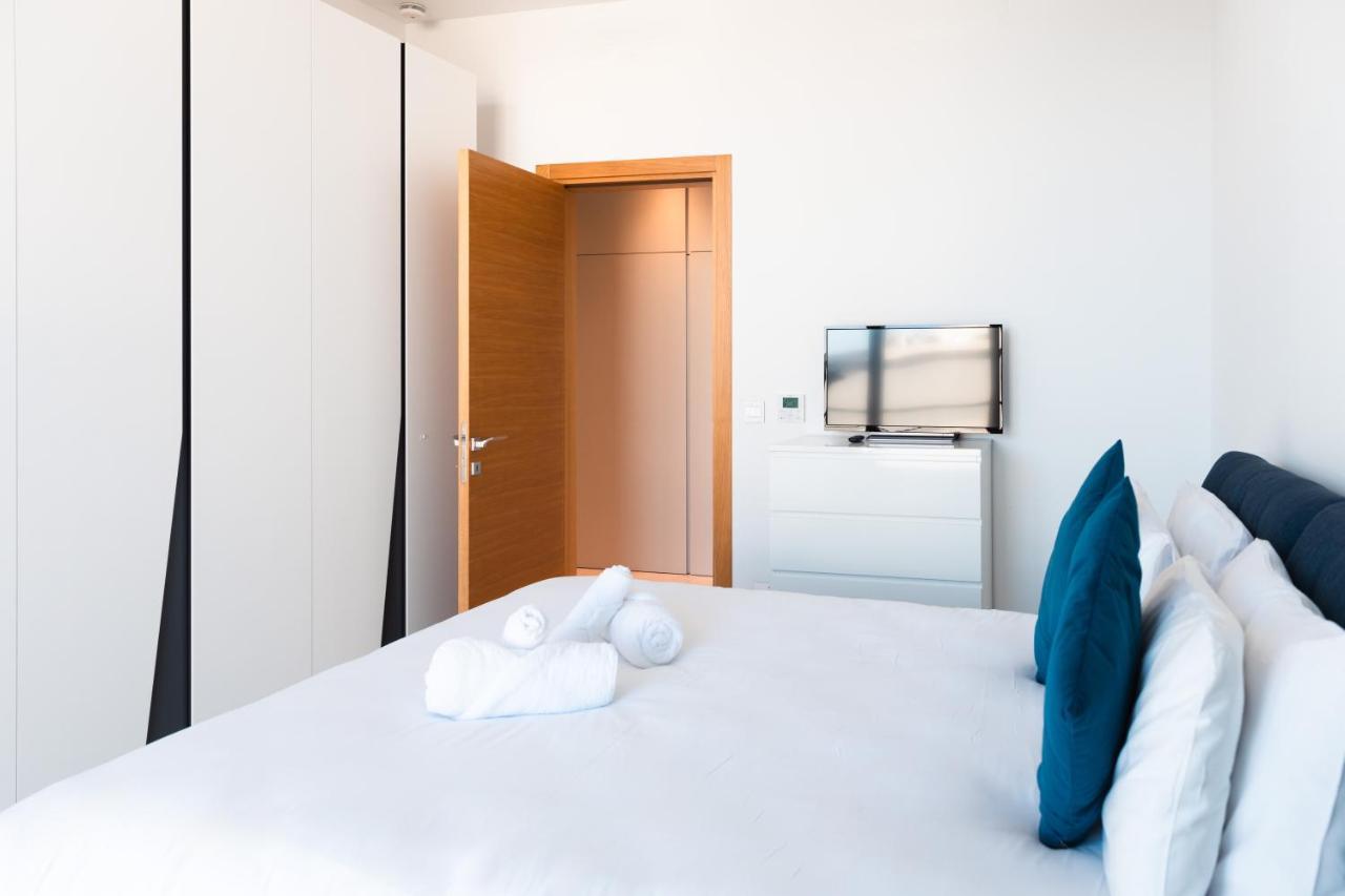 Modern Apartment In The Center Of St Julians By Arcobnb San Ġiljan Kültér fotó